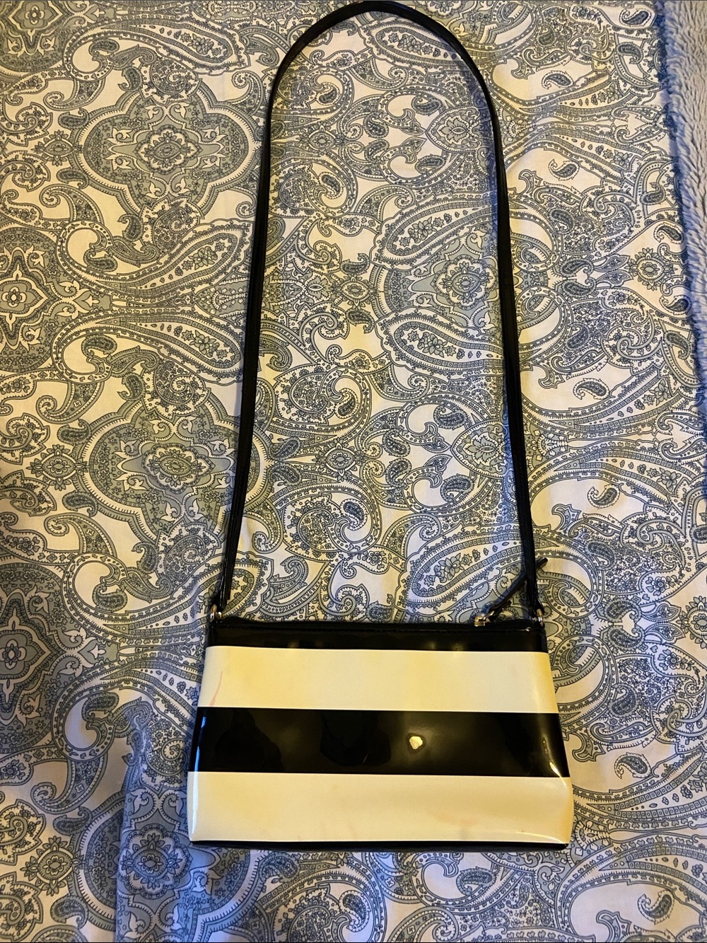 kate spade black and white striped purse - Picture 2 of 13